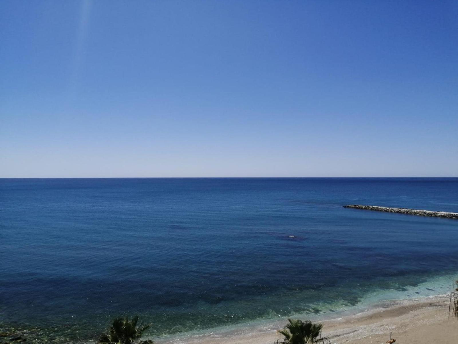 Beachfront Apartment Diana 2 Беналмадена Екстериор снимка